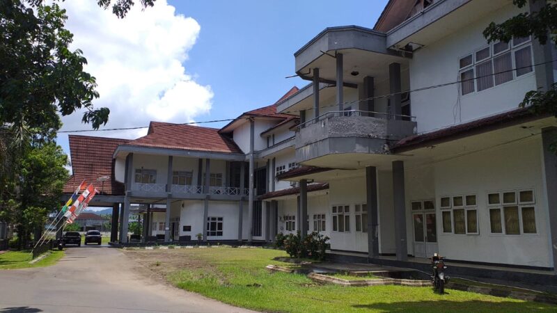 Kantor DPRD Halbar
