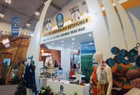 Stand Pemkab Halsel pada acara APKASI Otonomi Expo di Nusantara Convention Hall, Indonesia Convention Exhibition (ICE), BSD, Kabupaten Tangerang, Banten, Kamis (28/8/2025)