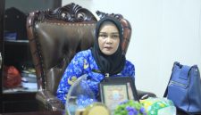 Kadispar Halmahera Barat, Fenny Kiat. (Yadi)