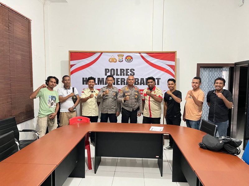 Foto bersama PDPM Halbar dan Polres usai Audiensi.