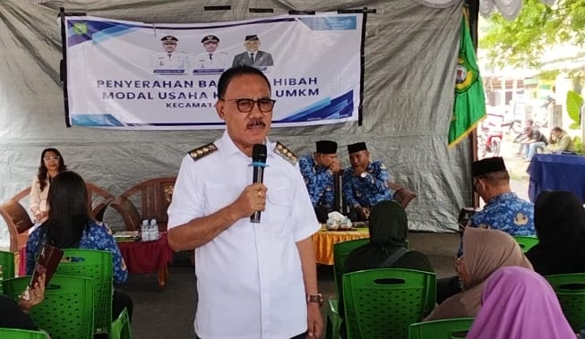 Bupati James Uang.