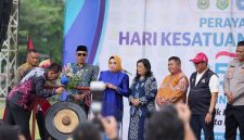 Bupati James Uang secara resmi buka kegiatan HKG ke-53 Tingkat Provinsi. (Mardi)